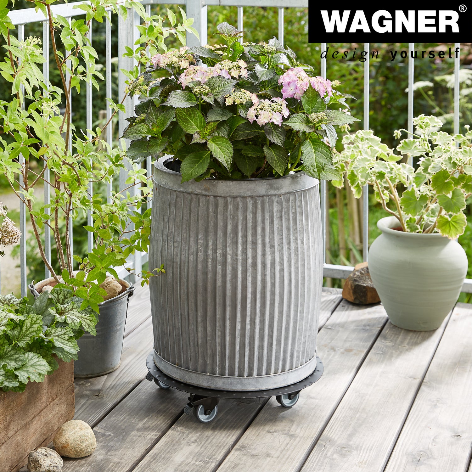 Aluminum Plant Caddy - 15" Black Round