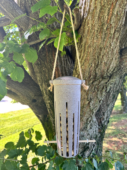 Peanut Feeder - Nut Husks