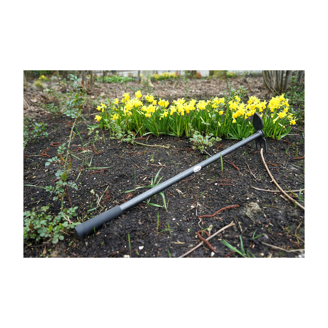 DeWit Combo Hoe - 3 Tine Cultivator &amp; Heart Shaped Edge with Long Handle